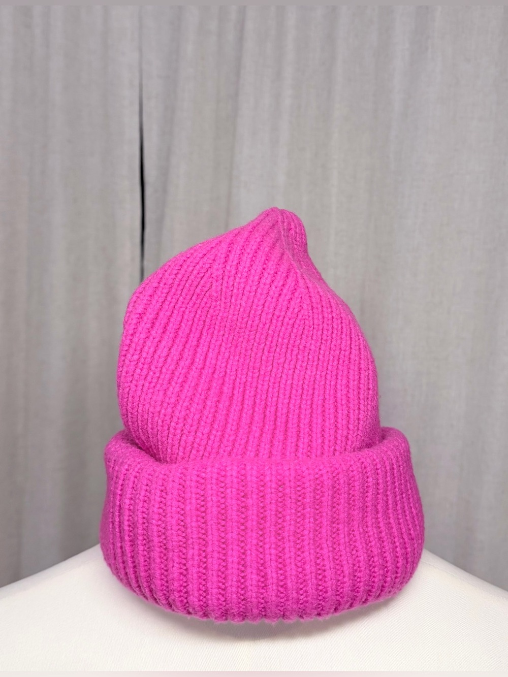 Gap | Hot Pink Ribbed Knit Beanie | OS | NWOT